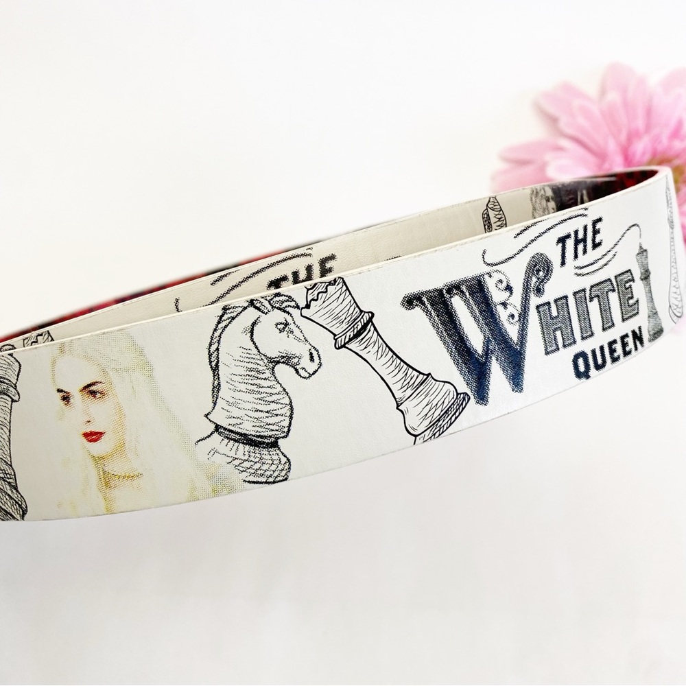 Disney White Queen Alice In Wonderland Reversible Leather Belt - Picture 4 of 13